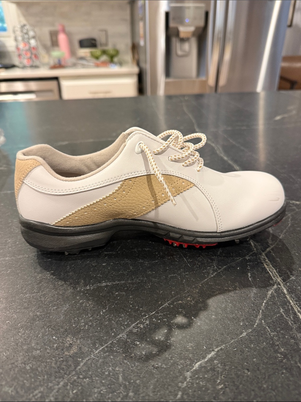 NEW FootJoy GreenJoys 48392 Women’s Golf Shoes White Taupe Size 7M